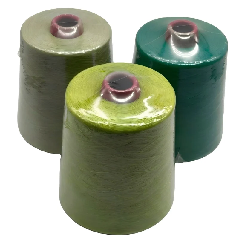 Bộ ba ống sợi cotton chải kỹ Ne 32/1 Ba ống sợi cotton chải kỹ Ne 32/1 nhuộm các tông màu xanh lá khác nhau
