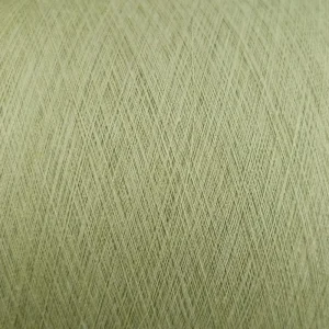 Cận cảnh sợi cotton 100% nhuộm màu xanh nhạt Cận cảnh sợi cotton 100% nhuộm màu xanh nhạt dùng cho dệt tất