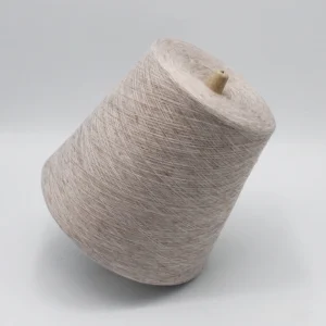 Sợi polyester lanh 30/1 màu be tự nhiên Sợi polyester lanh 30/1 màu be tự nhiên dạng ống