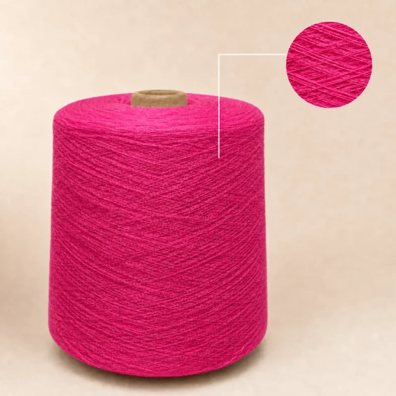 Chi tiết sợi cotton mercer hóa màu hồng đậm Ống sợi cotton mercer hóa màu hồng đậm kèm ảnh phóng to bề mặt