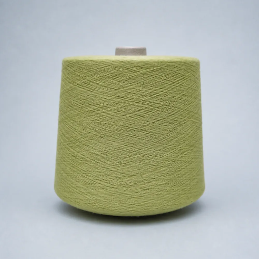 Cone sợi cotton BCI chải kỹ màu xanh lá 20s 30s