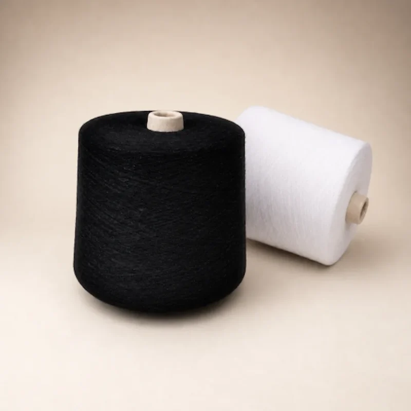 Sợi cotton 100% Ne 321 màu đen và trắng Hai ống sợi cotton 100% Ne 32/1 màu đen và trắng cho dệt tất