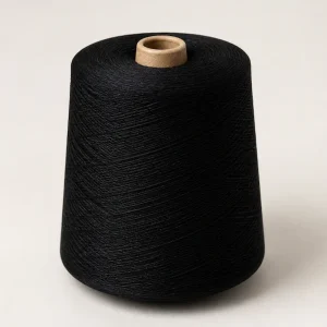 Cone sợi cotton mercerized JC60S/2 màu đen trên nền sáng