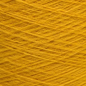 Cận cảnh sợi cotton nhuộm màu vàng Cận cảnh sợi cotton nhuộm màu vàng với các sợi đan chéo