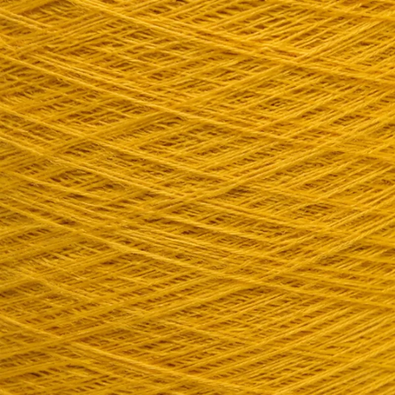 Cận cảnh sợi cotton nhuộm màu vàng Cận cảnh sợi cotton nhuộm màu vàng với các sợi đan chéo