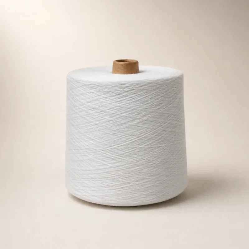 Cuộn sợi cotton 100% chải kỹ màu trắng cho máy dệt kim
