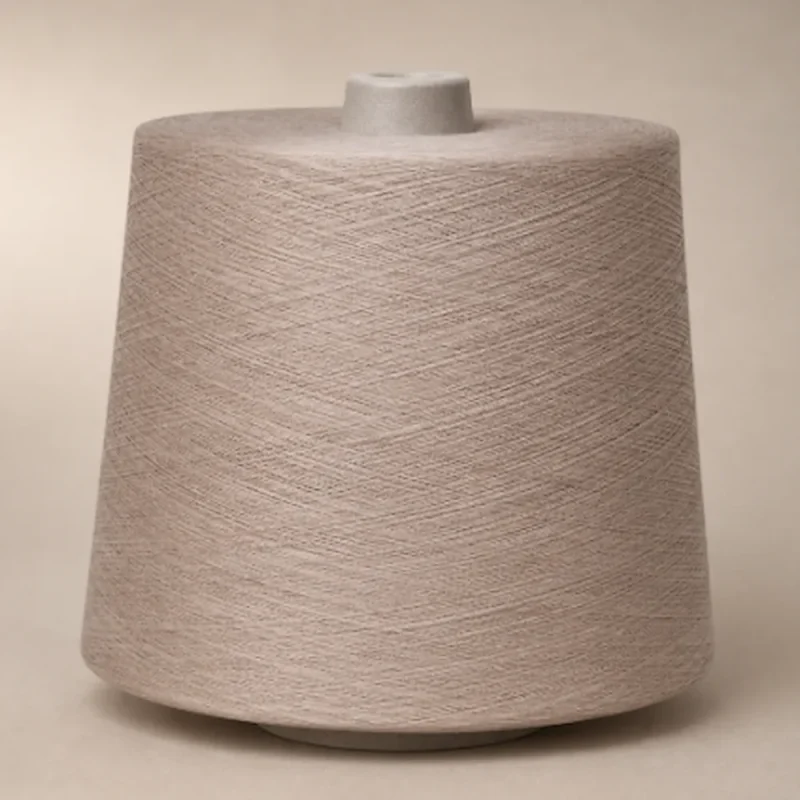Sợi Cotton Chải Kỹ Ne 212 Màu Be Nhạt Cuộn sợi cotton chải kỹ Ring Spun Ne 21/2 màu be nhạt