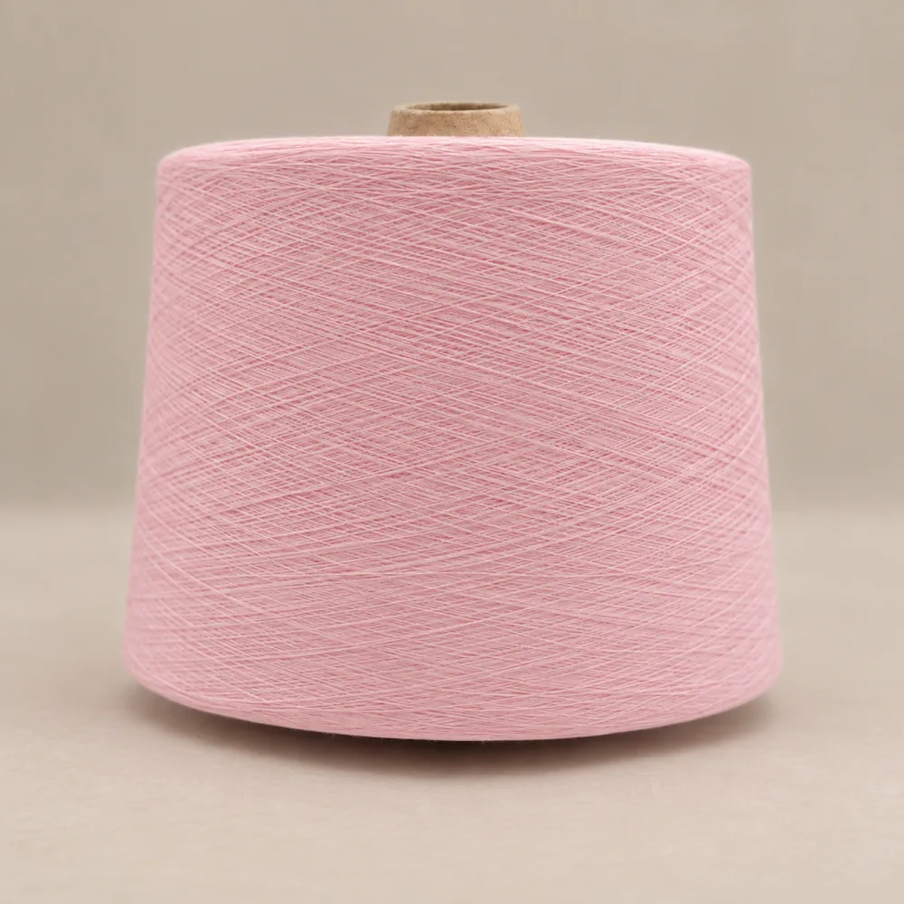 Cone sợi cotton 100% chải kỹ Ne 32/1 nhuộm màu hồng